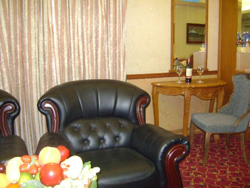 Excel Treasure Hotel Янгон Экстерьер фото